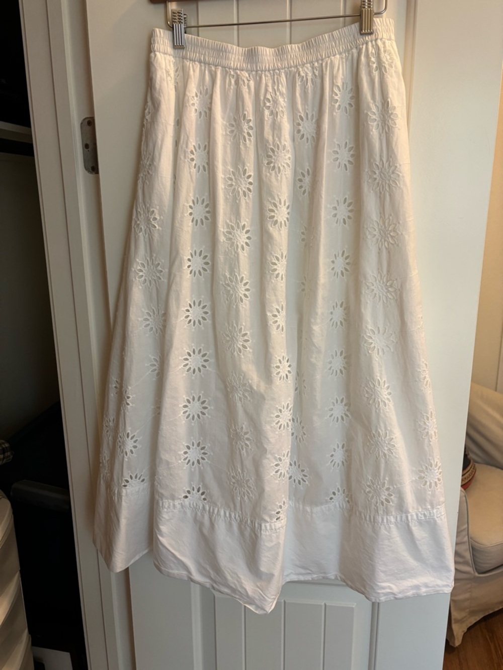 JCrew Factory Cotton Eyelet MIDI Skirt, size Small - Picture 5 of 9